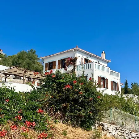 Stunning View & Privacy, Deluxe Poolvilla * Alónnisos