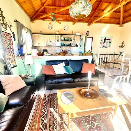 Villa Stunning View & Privacy, Deluxe Poolvilla Alónnisos