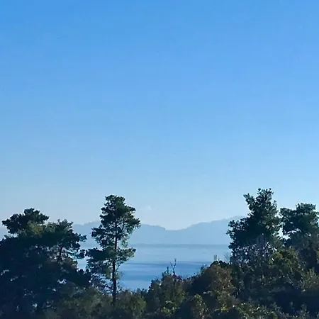Stunning View & Privacy, Deluxe Poolvilla Villa Alónnisos